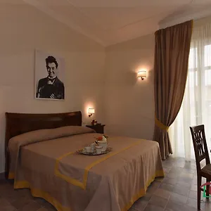  Bed & Breakfast Dimora Conte Di Ruvo