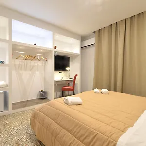2* Guest house Napoli Central City